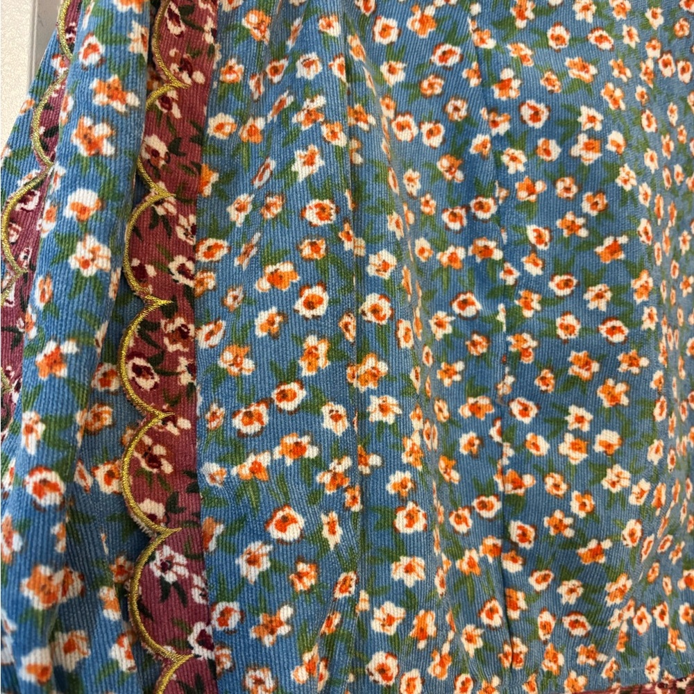 CeliaB Skirt Set - Picture 6 of 11